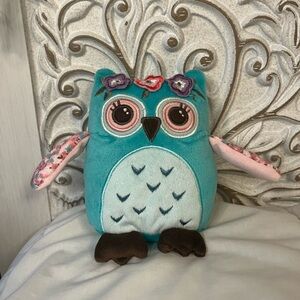 Owl plushie